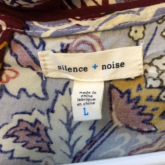 Silence + Noise UO Flowy Floral Dress - Picture 3 of 3